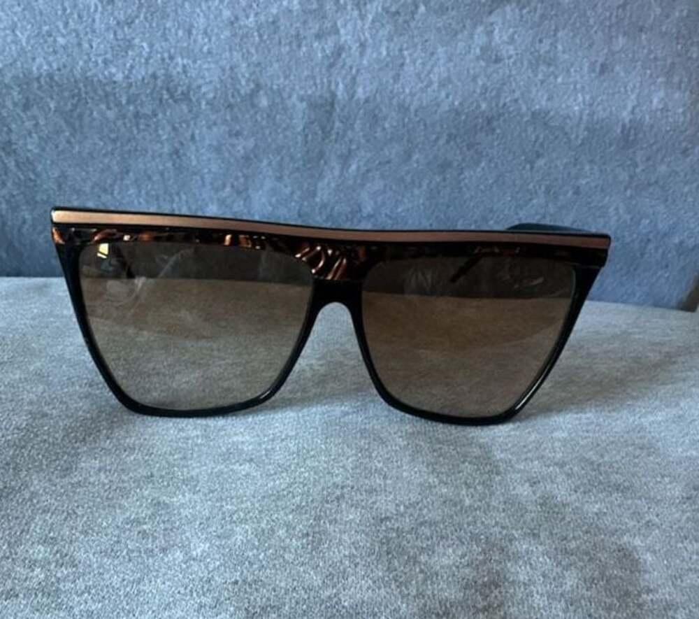 Laura Biagiotti Vintage P25-124L Square Sunglasses